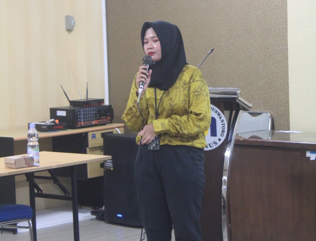 Sambutan Dekan fakultas kesehatan (diwakilkan oleh Bu Nugraheni)